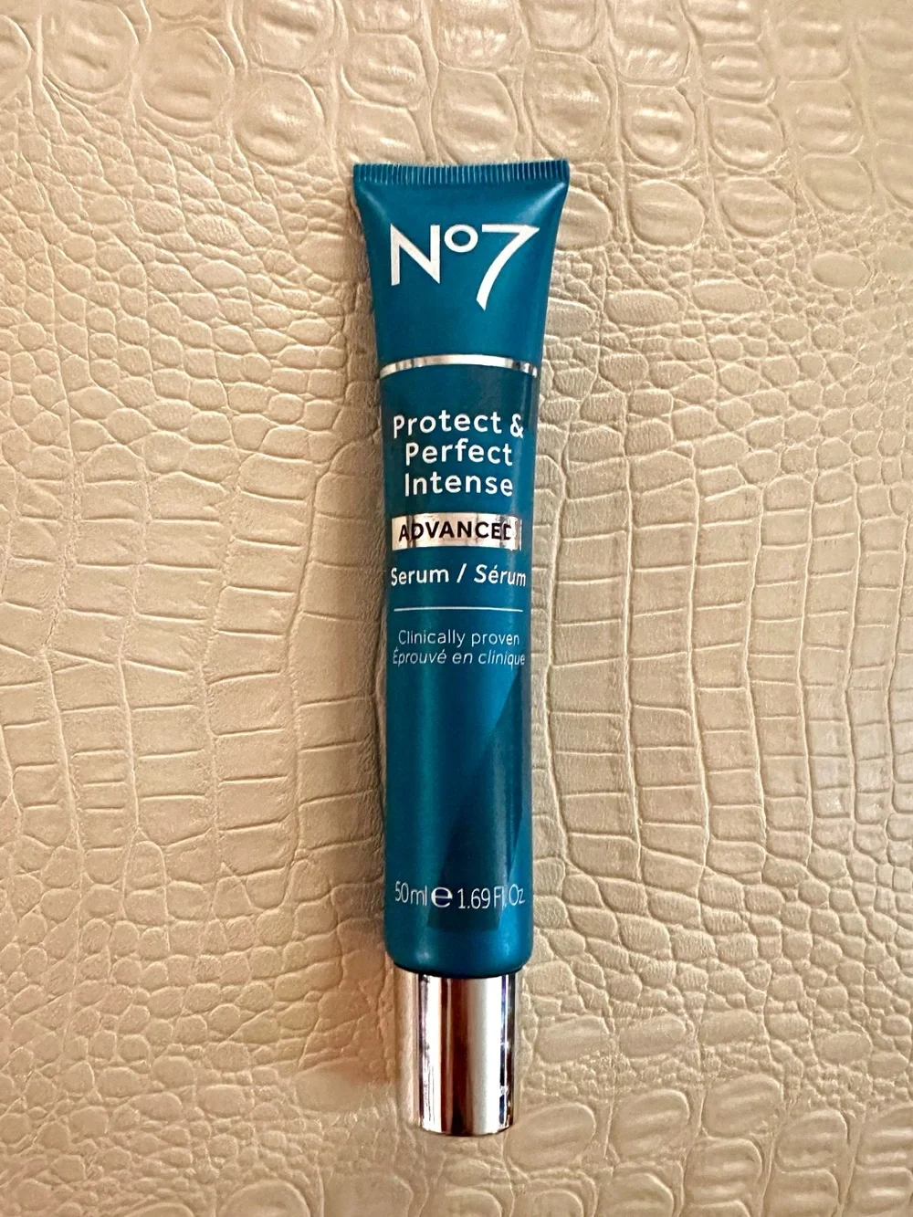 No7 Protect & Perfect Wrinkle Reducing Serum 1.69 fl oz/50ml